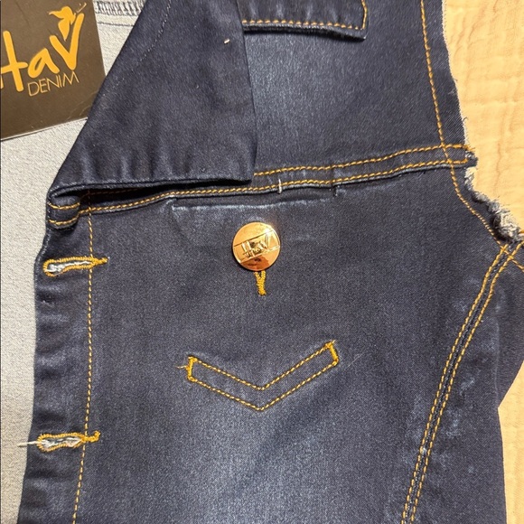 Women's Blue Jean Jacket - Picture 3 of 7